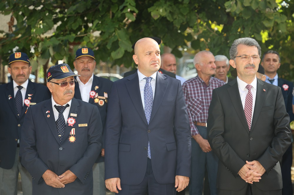 Kaymakamımız Haluk Koç Gaziler Günü'nü Kutladı 